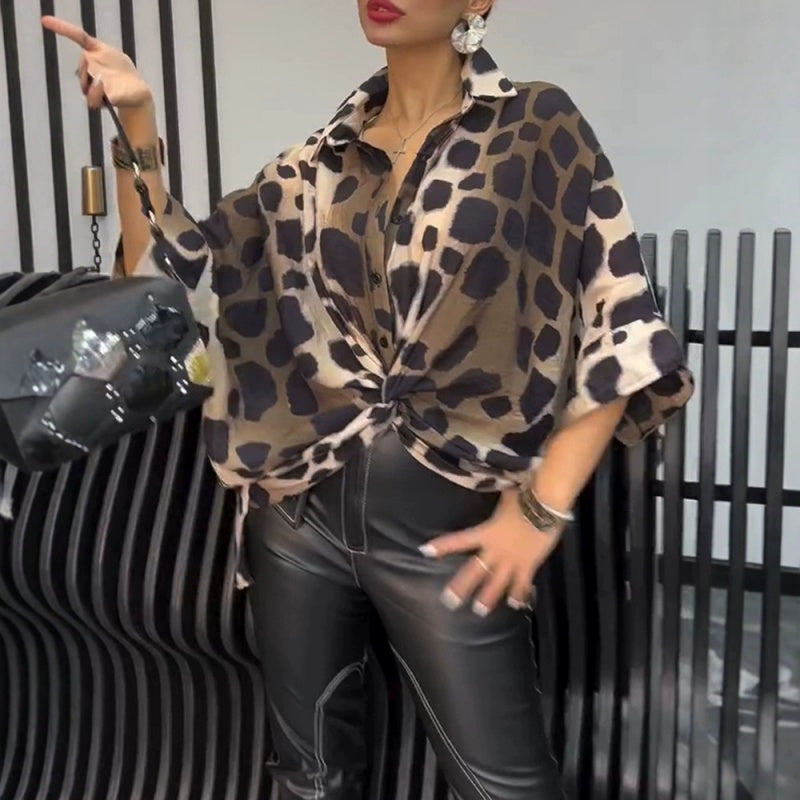 CHEMISE OVERSIZE NOUÉE – IMPRIMÉ LÉOPARD